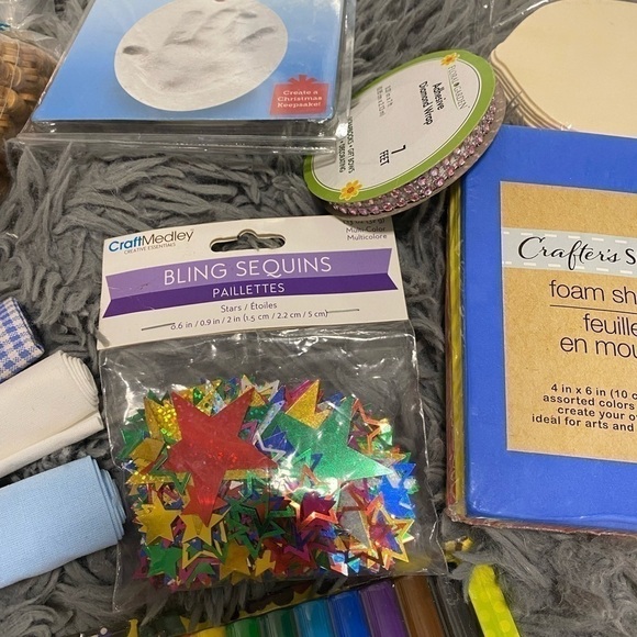 NEW 14 PIECE CRAFTERS MATERIAL- Craft Fabric, adhesive Diamond ribbon, foam - Picture 6 of 9